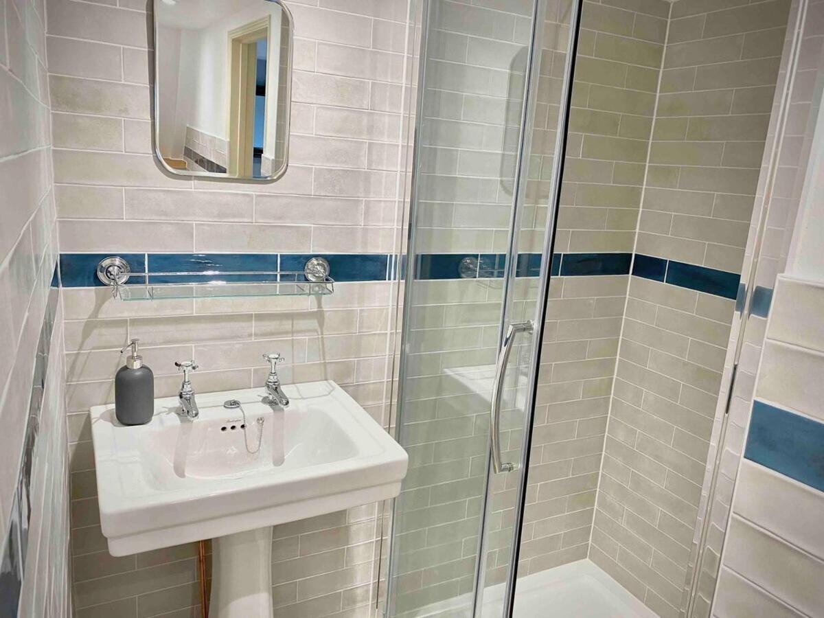 Georgian Loft - Apartment Bath